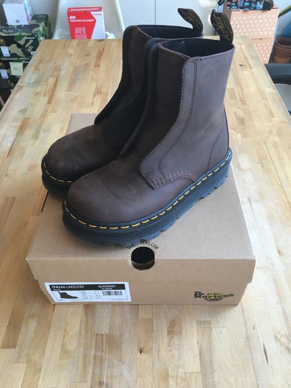 Women's Dr. Marten s Zebzag Laceless Boot 42653001 Sz 6